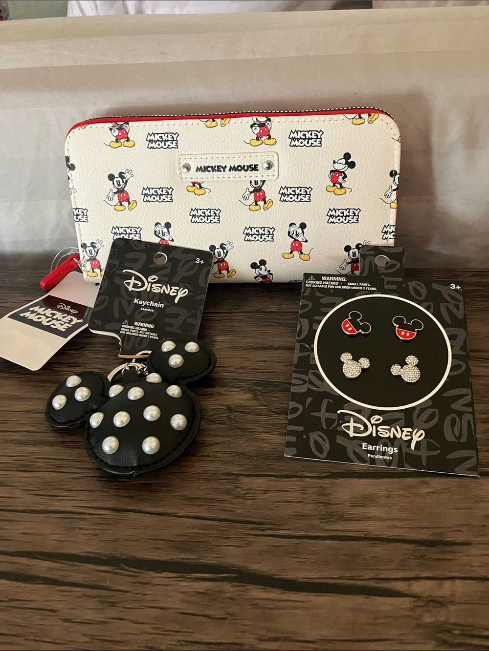Disney Kids Wallet and Accessories Set – White, Red, Black